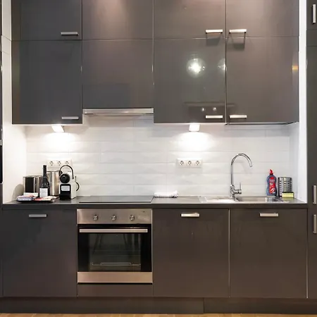 Luxury With Spacious Livingroom At Opera House Apartamento Budapeste