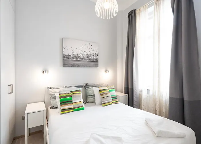 Luxury With Spacious Livingroom At Opera House Apartamento *