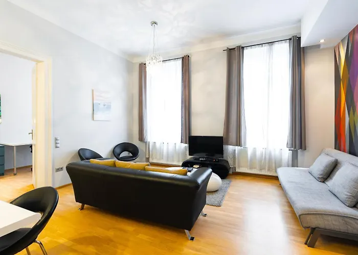 Apartment Luxury With Spacious Livingroom At Opera House *